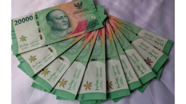 Cara cek lokasi terdekat penukaran uang baru di Pintar BI (freepik)