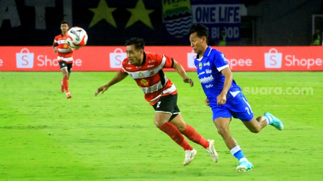 Bantai MU, Beckham Putra Mulai Bicara Peluang Persib Hattrick Juara Liga