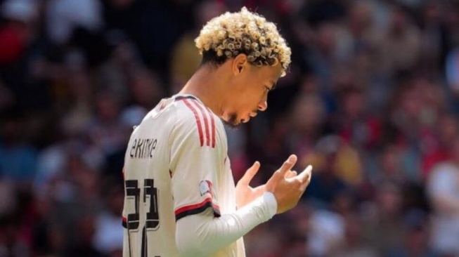 Cerita Toleransi di Liverpool: Hugo Ekitike Puasa, Jeremie Frimpong Jadi Penjaga