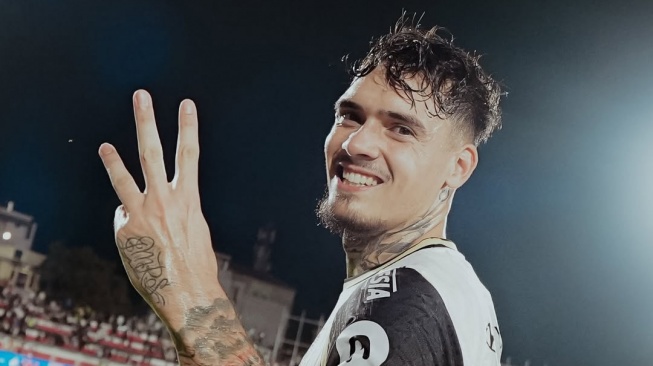 Mudik ke Maluku, Pemain Keturunan Ini Dibuat Geleng-geleng Lihat Indahnya Kampung Halaman