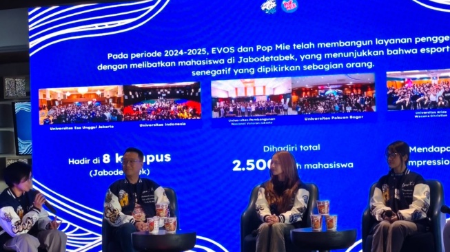 Kolaborasi Evos dan pop Mie demi memajukan esports Indonesia. [Evos]