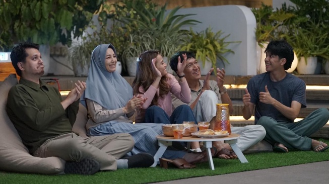 Meriam Bellina - Ikang Fawzi Perankan Orang Tua dengan Ujian Berat di Film "Titip Bunda di Surga-Mu"