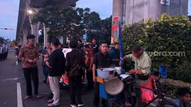 Demo Mahasiswa Jadi Berkah Ramadan, Pedagang Starling Raup Cuan 3 Kali Lipat