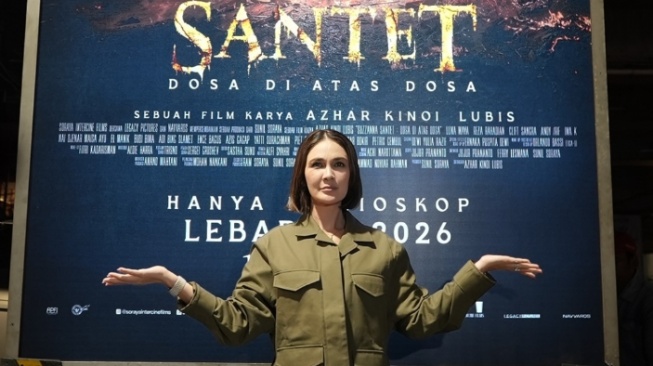 Luna Maya Terseret Arus Sungai Saat Syuting Film Suzzanna, Begini Kronologinya