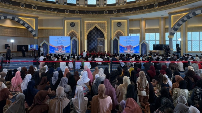 Buka Puasa Bersama dan Santunan, Hadirkan Senyum untuk Anak Yatim