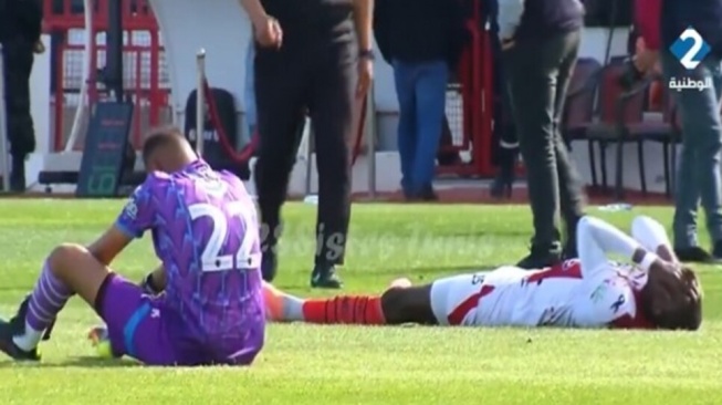 Viral Video Pemain Liga Tunisia Tumbang Usai Jalani Laga Siang Hari saat Ramadan