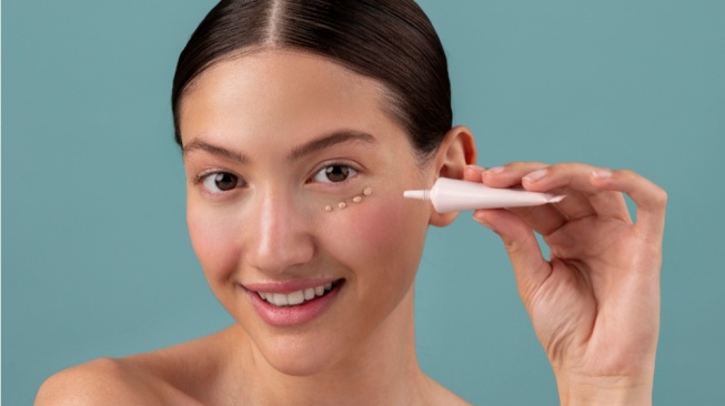 Makeup Cepat, Hasil Cantik: 5 Skin Tint Pilihan untuk Bukber