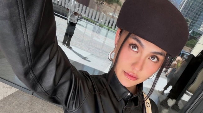 Agnez Mo Terjebak di Dubai? Begini Kondisi Sebenarnya