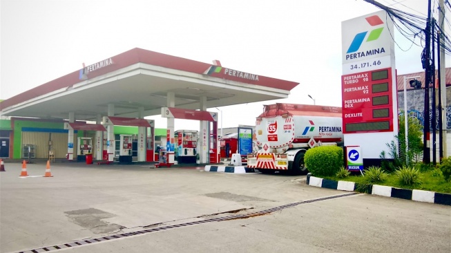 Dampak Banyak Kendaraan Mogok, Pertamina Hentikan Sementara Penyaluran Pertalite di SPBU Bekasi