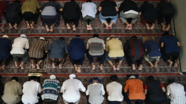 Keutamaan Salat Tarawih Malam ke-13 Ramadan, Mendapat "Tiket" Aman di Hari Kiamat