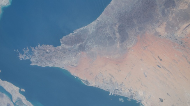 Apa yang Terjadi Jika Selat Hormuz Ditutup? Ini Dampak bagi Indonesia