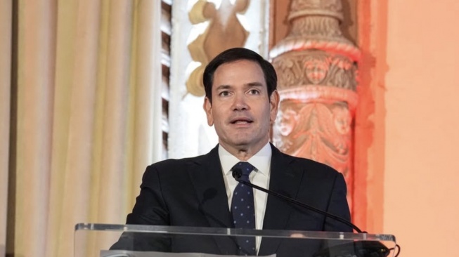 Menlu AS Sebut Amerika Serikat Serang Iran Karena 'Pengaruh' Israel