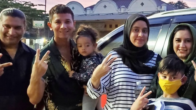 Hubungan Fairuz A Rafiq dan Sonny Septian dengan Fadia Arafiq, Bupati Pekalongan yang Kena OTT KPK