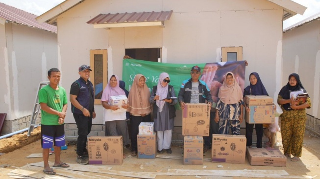 Manulife Salurkan Bantuan Rp 175 Juta untuk Korban Bencana di Aceh Tamiang