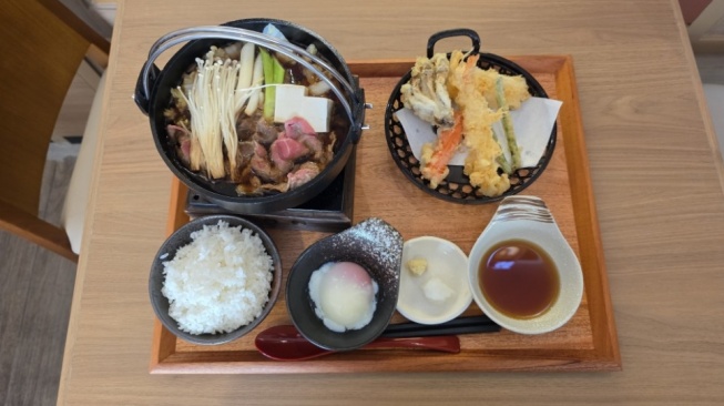 Inspirasi Menu Buka Puasa: Tenya Tempura Tendon, Renyah dengan Cita Rasa Jepang Asli di Central Park