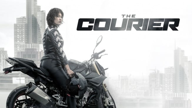 The Courier (2019): Olga Kurylenko Jadi Brutal Lawan Gary Oldman, Malam Ini di Trans TV