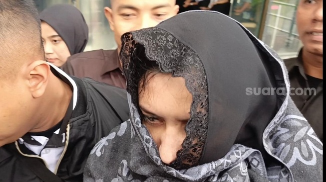 OTT Bupati Pekalongan: Fadia Arafiq Diduga Atur Proyek Pemkab untuk Perusahaan Keluarga