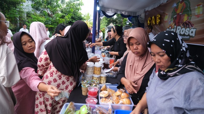 PNM Hadirkan Cici Rosa, Bazar Ramadan Buka Akses Pasar Bagi Ribuan Nasabah