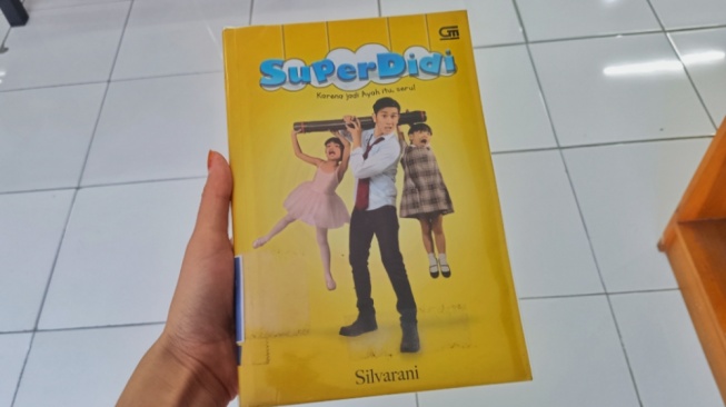 Menjadi Ayah di Dunia Modern itu Tidak Mudah! Membaca Novel Super Didi