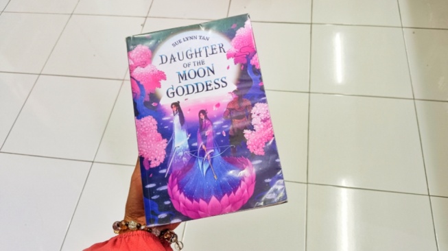 Petualangan Putri Bulan: Fantasi Epik dalam Daughter of the Moon Goddess