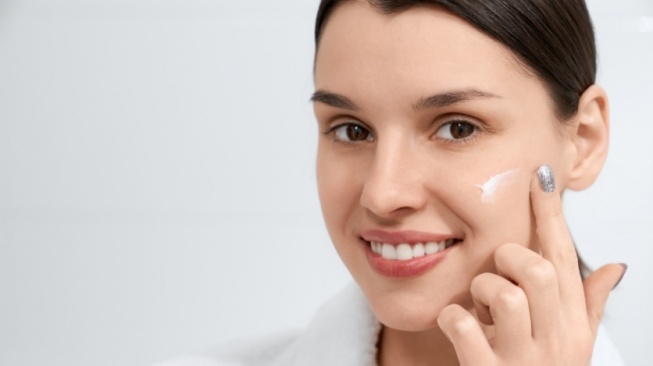 7 Moisturizer untuk Kulit Kering di Bulan Puasa, Jaga Skin Barrier Sepanjang Hari