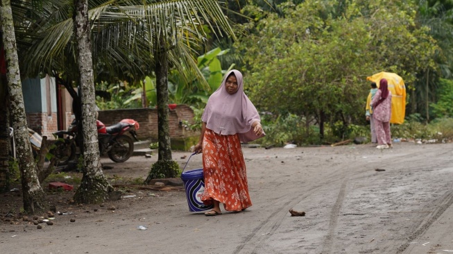 Secercah Harapan untuk Aceh: Mengirim Cinta dalam Ember di Masa Pemulihan