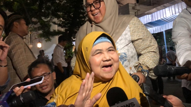 Mamah Dedeh Bocorkan Isi Pertemuan Prabowo dan Ulama: Bahas Perang Dunia hingga Krisis Bangsa