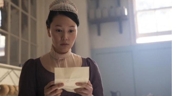 Beban Yerin Ha Beradegan Intim di Serial Bridgerton: Bandingkan Standar Kecantikan Korea vs Barat