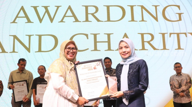 Bupati Serang terpilih Ratu Rachmatuzakiyah atau Ratu Zakiyah. [Dok Pemkab Serang]