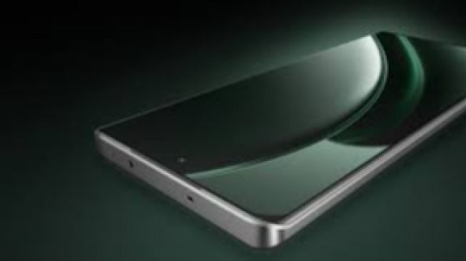 Ilustrasi HP tahan air. ist