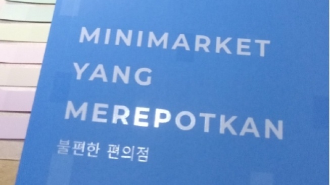 Minimarket yang Merepotkan: Menemukan Kehangatan di Balik Etalase Kota