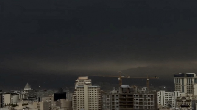 AS Marah Israel Serang Depo Minyak Iran, Takut Harga Minyak Naik Jadi USD 200