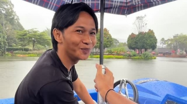 Fajar Sadboy Dilabrak Vincent Verhaag Gara-Gara Chat 'I Miss You' ke Jessica Iskandar