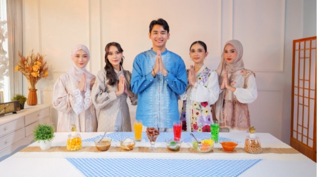 Stop Tambah Limbah Tekstil! Cara Cerdas Sulap Gamis Lama Jadi Outfit Baru