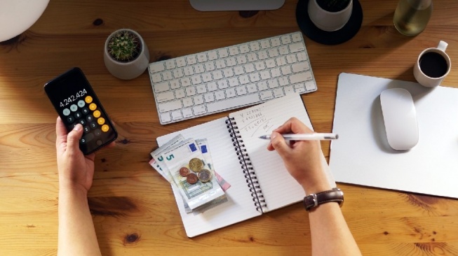 Edukasi Finansial Dorong Masyarakat Lebih Cermat Menyusun Strategi Investasi Jangka Panjang