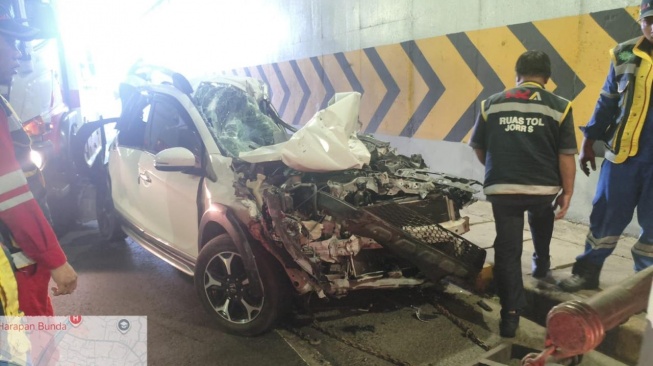 Rem Blong Picu Kecelakaan Beruntun 7 Kendaraan di Tol JORR, Dua Orang Luka