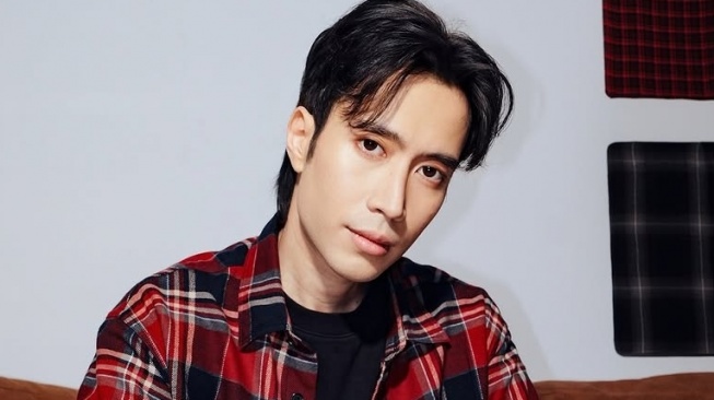 Sopir Taksi Ketemu Vidi Aldiano, Diberi Segepok Uang Rp7 Juta untuk Mudik