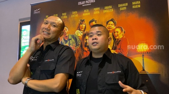 Oki Rengga dan Lolox ditemui di kawasan Tebet, Jakarta Selatan pada Senin, 9 Maret 2026.