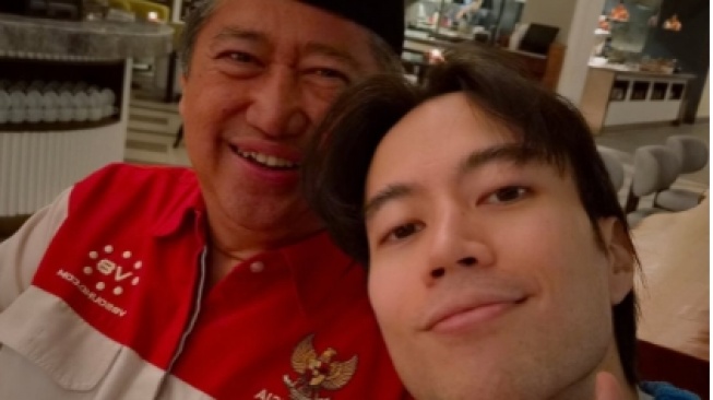 Doa Ayah untuk Vidi Aldiano Bikin Nangis: Ini Ternyata Makna Panjang Umur yang Sebenarnya