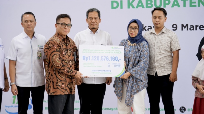 Sebanyak tujuh kru pesawat yang menjadi korban dalam peristiwa kecelakaan pesawat ATR 42-500 milik Indonesia Air Transport (IAT) yang jatuh di kawasan Pegunungan Bulusaraung, Kabupaten Maros, Sulawesi Selatan tercatat sebagai peserta aktif BPJS Ketenagakerjaan (Dok: BPJS Ketenagakerjaan)