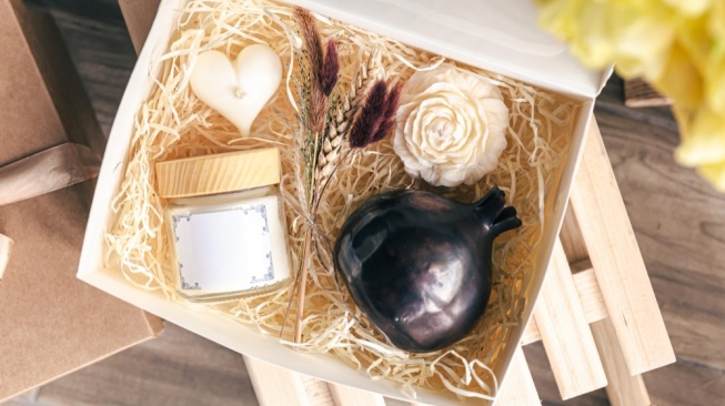 7 Ide Isi Hampers Lebaran yang Bermanfaat Selain Makanan, Unik dan Berkesan