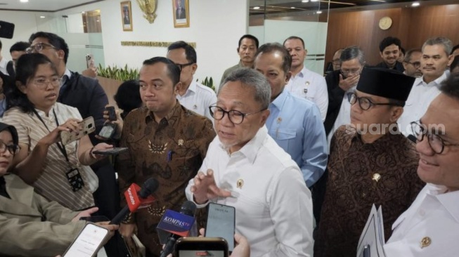 Kebut Proyek 32.000 Kopdes Merah Putih, Zulhas: Gubernur dan Bupati Belikan Lahan