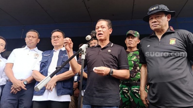 Menteri LH Pastikan Usut Pidana Longsor Bantargebang, Praktik Open Dumping Jadi Fokus