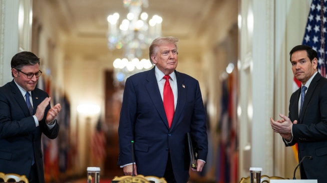 Durasi Perang Iran Tidak Pasti, Donald Trump Plin-plan?