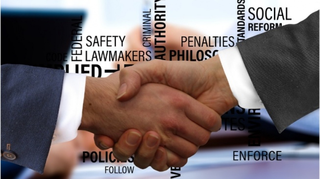 Politisi Baperan: Dikit-dikit Somasi, Lama-lama Lupa Cara Diskusi