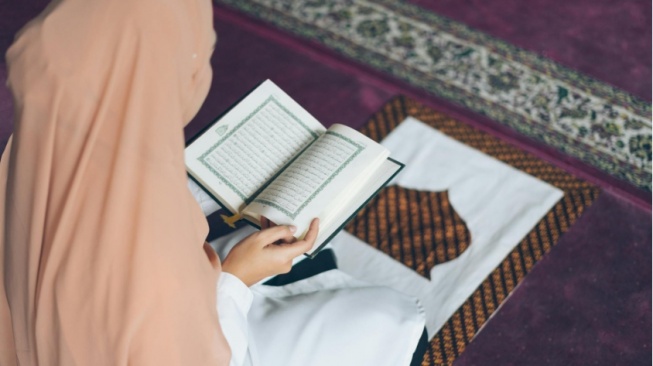 Lailatul Qadar vs Algoritma: Menjaga Fokus di Tengah Badai Notifikasi