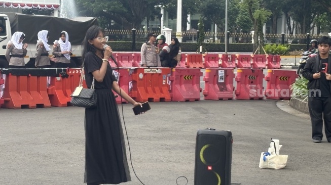 Peringati Hari Wanita Sedunia, Mahasiswi di Aksi Kamisan: Perempuan Masih di Hierarki Terbawah