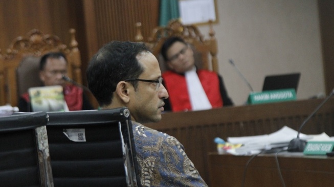 Nadiem Makarim Jadi Saksi Mahkota, Bantah Tuduhan Konspirasi Hingga Klarifikasi Pesan WhatsApp