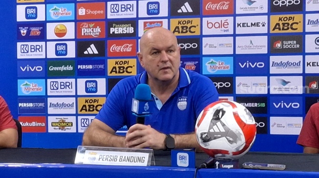 Persib Kokoh di Puncak Klasemen, Bojan Hodak Ingin Fokus Hadapi Laga demi Laga