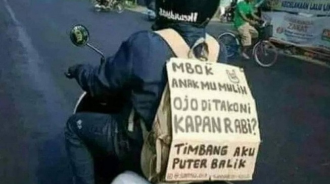 15 Kata-Kata Mudik Lucu untuk Ditempel di Motor dan Mobil